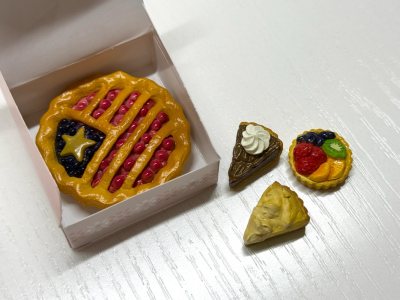 好像还是第一次合单那么多件…居然直接过审了诶！感谢姬姬感谢工作人员！满满一大包喜欢的玩具拿到手真是太幸福了谁懂啊！