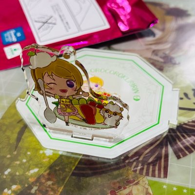 这次淘的LoveLive×三丽鸥联动亚克力立牌也太惊喜了！从下单到收货全程丝滑，物流更新特别及时，一点都不用操心。
包装裹得严严实实，立牌一点磕碰都没有，品相完美到尖叫！日淘选挖煤姬真的没踩雷，小众周边也能轻松淘到，性价比绝了，以后还会无限回购～