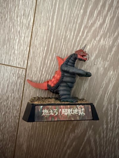 好价收到这套奥特曼，相比国内这价格实在是太香了，邮政直邮到手，哈哈哈收藏又多了一些。挖煤姬yyds，希望挖煤姬这样的良心企业越做越大，越做越好。手办摆着太爽了。