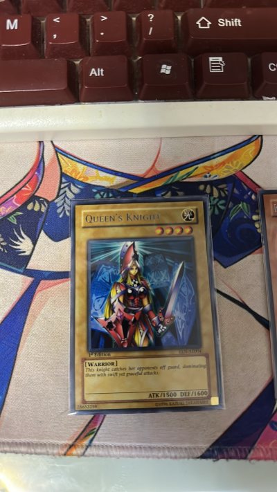 物流速度很迅速，审核的速度稍有些慢，也可能是我的订单太多了，卡牌很喜欢，离集齐又近了一步，合适竹蜻蜓能运输书籍就好了