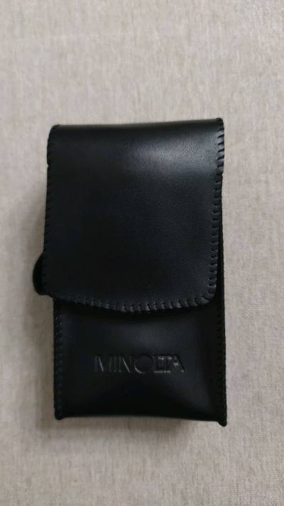 在挖煤姬日淘入手的MINOLTA AUTO METER Ⅲ测光表太值了！平台操作简单易懂，物流追踪全程透明，跨国运输速度比预期快，包装做了多层防护，测光表到手毫无磕碰。器材本身通电正常，复古机身质感在线，作为专业级测光工具，性能底子依旧能打。虽然工作状态略有异常，但...