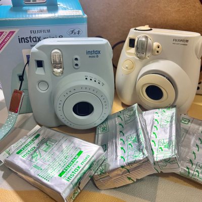 最近想入一台复古拍立得练手，对比了国内二手市场后，选择了挖煤姬，分享真实体验，供大家参考。

【平台体验】优点：成色标注准确，详情页实拍图详细，能清晰看到机器细节；价格透明，比国内二手划算；物流可追踪，清关顺利，客服响应及时；包装严实，运输过程无磕碰。缺点：海运时效...