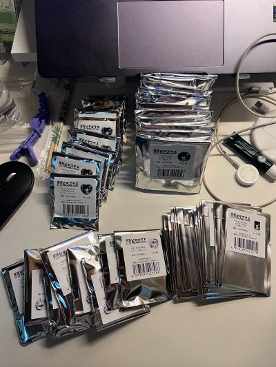 在任意門買了好多東西了，好用的，切官網的東西也很方便，打折也是同步的，切的時候趕上黑五還送了券，不錯不錯，匯率也挺好比當時私人代切便宜，再誇誇竹蜻蜓，運輸挺快的，就是審核和發貨太慢了！！