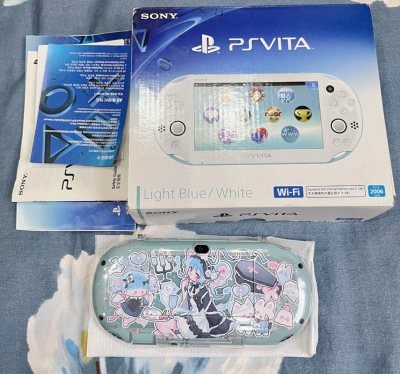 成色很新，前后都有贴膜，一直带壳使用，几乎全新，纯原装，没有拆修过，屏幕白，不知道为什么相机拍出来有点发黄，功能都正常