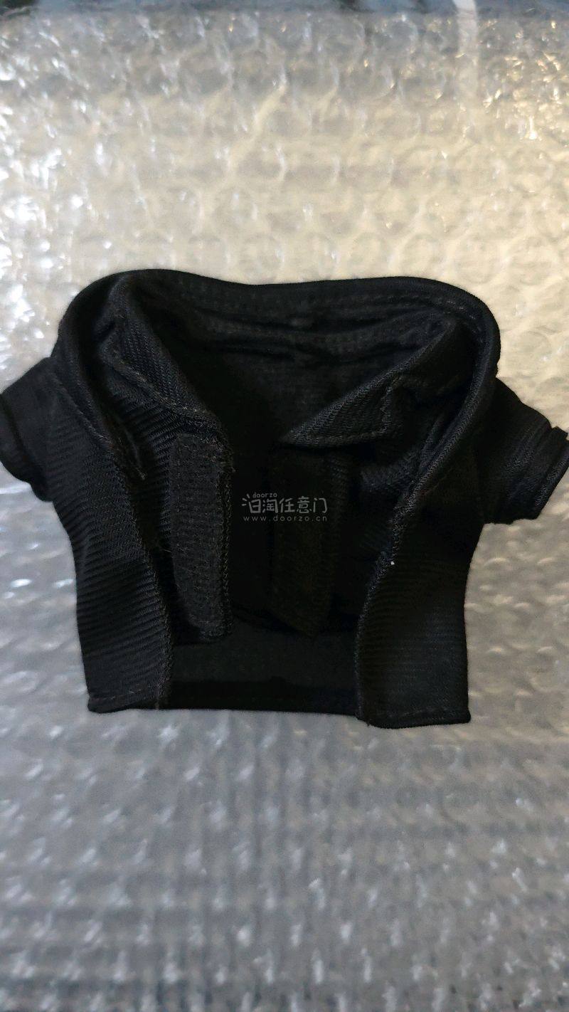 好评，东西很完整的送过来了。客服态度也很不
错，物流也很快。能买到自己喜欢的东西，整体的
体验感很舒服。很推荐使用