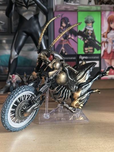 这次分享的是挖煤姬上买到的一款sic战斗蝗虫，虽然也是老东西了，但是细节十分到位，非常喜欢！挖煤姬使用方便，快递打包给力，会继续支持！