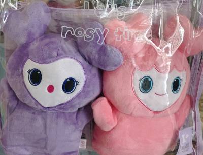 在TWICE官方手偶购物体验太惊喜了！从包装开始就充满巧思——每个成员的小手偶都屁股翘翘?，细节满分。物流速度点赞。手偶材质柔软，表情生动，娜琏的兔子牙简直神还原！简直物超所值，ONCE们可以放心冲，这份快乐绝对值回票价！