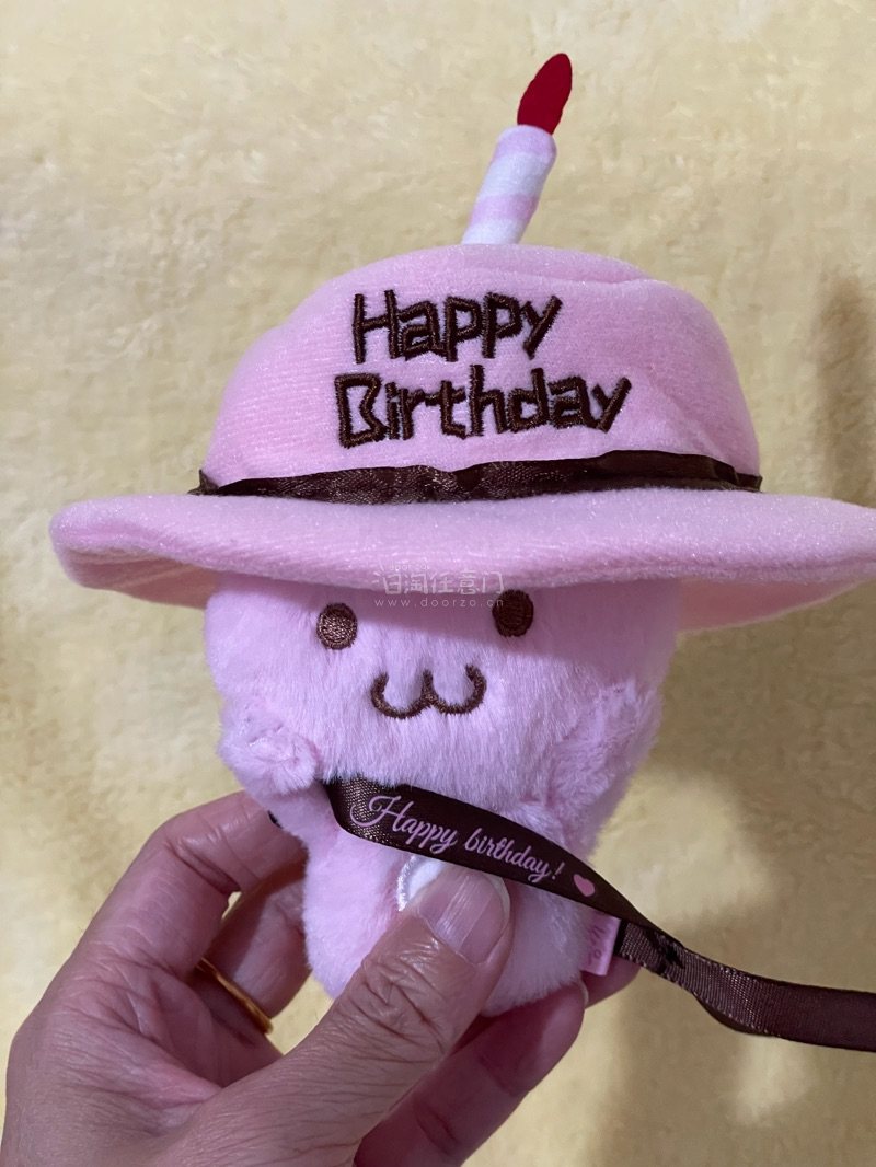 挖煤姬的海淘体验太棒了！罗渽民玩偶软萌可爱，价格比代购划算。韩淘闪电市场界面友好、物流快、包装用心，售后也很放心。轻松入手本命周边，追星幸福感满分！