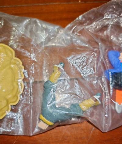 挖煤姬真的是一个非常好用的购物平台，对于我这种吃谷重度爱好者来说简直天大福音。首先，拥有超多站点可供你选择，个人闲置，雅虎拍卖，店铺商家等等。满足各种需求，并且搜索功能强大，不用担心找不到喜欢的商品。物流选择也是根据不同情况给予不同选择，越用越舒服，真的特别棒，给赞...