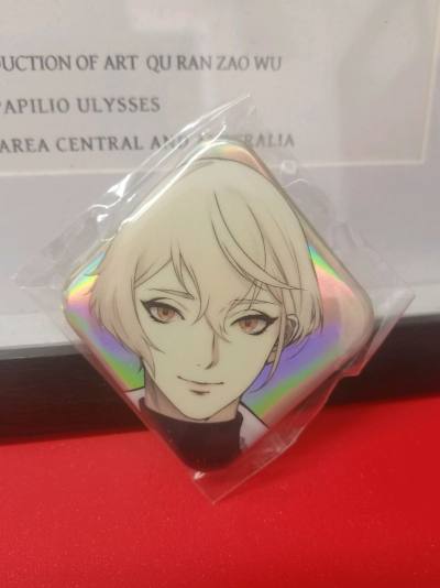 一月挖煤姬海淘分享
这次运回来的主要是一堆文件夹和谷子，体积和重量比较大，走的邮政路线，积分抵扣后只花了100日元，付款后发货很快就到国内了，国内快递也很快。到货后箱子完整，空间利用的刚刚好。