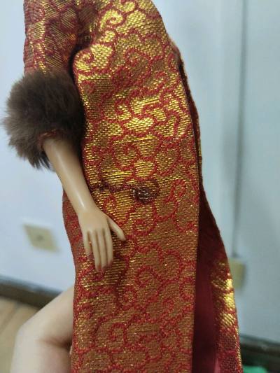 因为很喜欢diva这个芭比娃娃，很巧在最近挖煤姬发现了这个娃娃正在竞拍，从来没有用这个软件竞拍过的我出于对这个娃娃的喜爱下定决心去参与，结果用一个不错的价格拍到了娃娃，邮寄过程也很顺利，包装完好，以后也会继续使用挖煤姬平台。