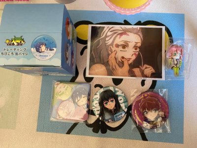 已经用挖煤姬海淘好几年了 二次元吃谷人必备app 平台使用流畅便捷 基本都走的ems 速度很快 打包的也很好 每次到手的谷子都无损