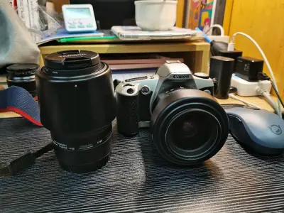 今年用挖煤姬海淘的体验太赞了！作为主打日淘的平台，它能轻松淘到各类日系好物，我不仅入手了佳能kiss2胶片机和摄影集，还淘了日系餐具、收纳盒这类日常生活用品，件件成色在线、正品保障。平台价格比国内划算很多，算下来省了小几百，物流时效超预期，打包加固做得超用心，到手的...