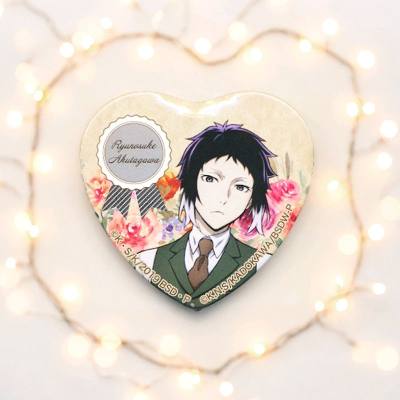 又一次在挖煤姬合单回国，已经是年末了，切到了很多好价，还有一些国内上买不到的小梦情！运输速度很快，一个星期左右就到了。
箱子很大，包装也很严实，东西都保存的很好，很高兴，以后还会继续使用挖煤姬的！