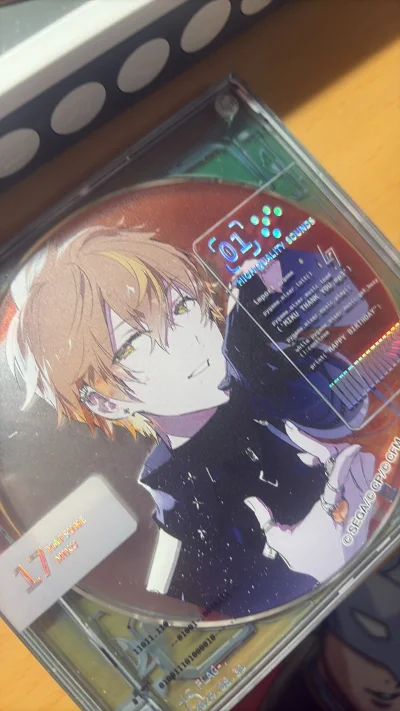 镜子画太脆弱了很担心运损，但是用了券还是比较好价，所以尝试走ems，购买了加固服务，到手完好无损，非常完美