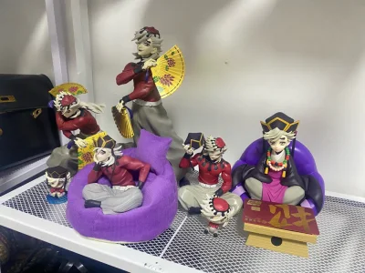 对新手很友好，自带翻译功能，能轻松看懂商品成色、尺寸等关键信息，完全不用猜来猜去。没切到的话退款速度也很快。支付省心，不用外卡和转运，支付宝、微信直接付款，性价比还可以。
很好的卖家。
售后也挺好的。物流也很好，没有运损。
?☝️非常漂亮的童磨大人。