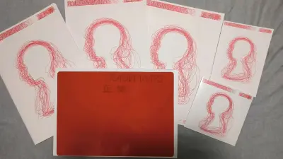 这次在多个站点买了很多cd，有在煤炉上买的，有在雅虎上拍的，发过来的时候完好无损，符合描述，走的是航空件，速度还可以