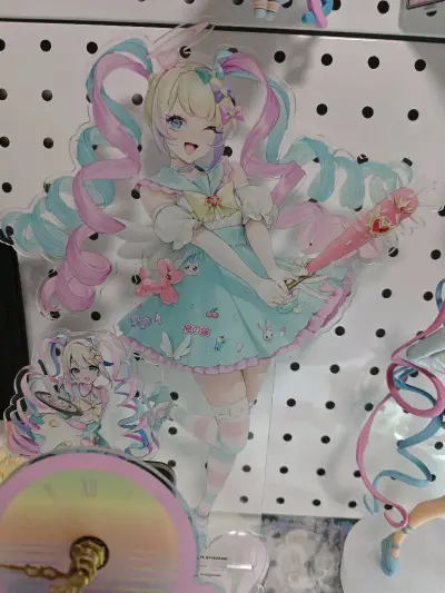 切煤切到了超超好价！！！比隔壁市场价低了好多好多！！！立牌特别大一个，印刷清晰，色彩和原画还原度超高，超天酱也绝美！！！物流速度比预想中快很多，包装也裹得严严实实，周边一点损伤都没有，这次切煤体验直接拉满，以后还会继续用挖煤姬！