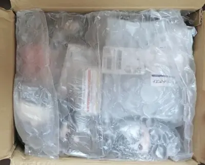 遇上好价秒切很方便
还有免手续优惠券可以用
物流走的ems，税税平安了，通关还算快
到手东西完好无损，好