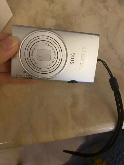 很喜欢！很方便的购物软件 成色都很新，比较便宜很多！和卖家联系也简单 不会有代沟 对于价格也比较人性化对包裹也有追踪


