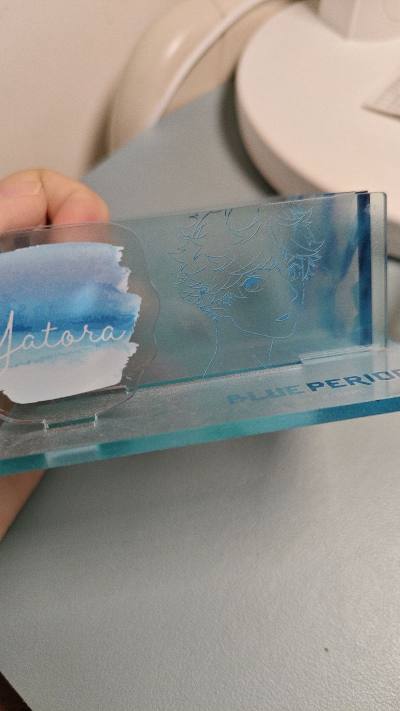 又是一次购物分享，买的小收纳盒很小，但是摆起来和桌面挺适配的，加上买的小摆件超级可爱。这次的的快递很快就到了非常满意