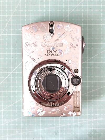 宝藏海淘平台必夸！复古款相机颜值戳中审美，金属机身质感十足，自带胶片滤镜，不用后期就有复古氛围感。卖家标注细致，实物成色超新，合单发货省运费，清关流程透明，客服耐心解答保养问题，收藏党狂喜！