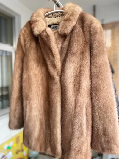 第一次尝试用挖煤姬买煤炉的东西，体验超乎想象！完全不需要懂日语，App里的翻译功能很强大，商品信息一目了然。支付也很方便，直接用支付宝就能搞定。下单后物流更新很快，包装也很严实。对于像我这样的日淘小白来说，这真的是一个非常省心、靠谱的平台，强烈推荐给想买日谷的朋友们...