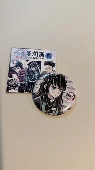 近期在煤炉完成了一次令人满意的购物。国内二手平台基本都是山寨，通过平台的以图搜图和翻译功能，顺利找到了心仪卖家。商品描述准确，卖家沟通及时。选择合单服务后，国际物流约两周送达，包裹包装专业，内附气泡纸和硬纸板固定，商品完好无损。此次购物体验顺畅，平台功能有效降低了跨...