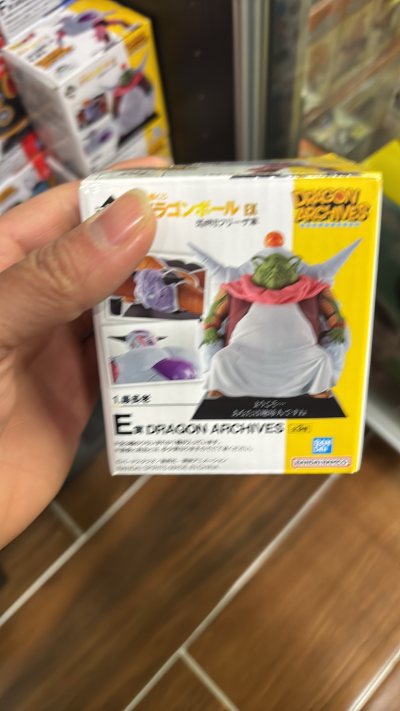 这一次买了几个小手办，打包一起价格也不贵，重量轻，发竹蜻蜓性价比最高，虽然运费不贵，但是打包不马虎，很快拿到，好评，不错的平台。