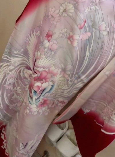 这次海淘真的挖到宝了！下单到收货全程物流可追踪，时效比预期快了整整三天，包装严实到里三层外三层，拆开后宝贝完好无损，和官网描述的一模一样，细节质感都在线。客服小姐姐超有耐心，全程解答我的疑问，完全没有语言沟通障碍。已经安利给身边姐妹，下次还会回购！