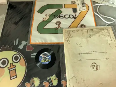 通过挖煤姬从骏河屋切到了很喜欢的古早小垃圾和很喜欢的吧唧～快递包装很严实，商品没有任何损坏，很喜欢！