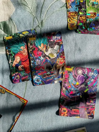 活动满满，每周的煤炉免手续费真的很棒，又买了很多卡片，下单迅速，合单快，这次物流依旧ems，赶上元旦放假，总体时效不错，继续支持挖煤姬。