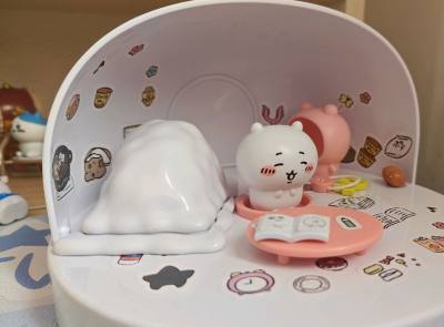 吉伊宝宝萌我一脸，睡衣配件和小床也萌的要鼠,就这样听宝宝哼哼唧唧听了一个多小时 
感谢挖煤姬的无损快速配送，还有优惠券让我美美吃上