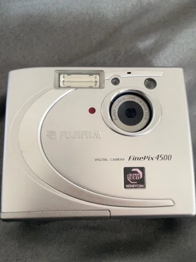 强烈安利这个海淘平台!代购方便，流程简单，快递快，包装完好，相机无损坏，平台活动叠加优惠券超划算，物流轨迹实时更新，一路都安心。


