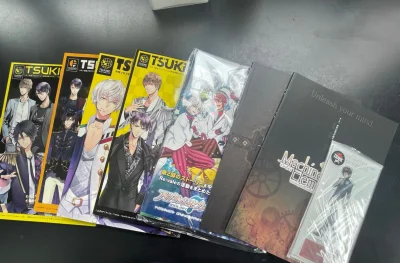 这一箱走的海运，到达时间比我预想中要快（加上报关20天） 叠了积分算下来还是划算 遇上好价秒切方便，就是希望积分能多来点。切书不易，以后少干点傻事，里面的很帅。




