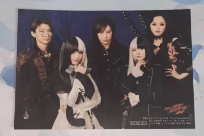 有幸淘到了斯托马克全员家族造型的暗黑生写，作为贯穿全剧的反派组织，也是给大家留下来深刻的印象，也很喜欢这种全员融入的氛围