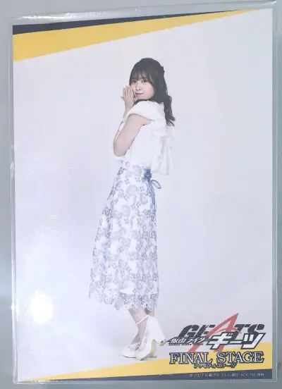 很开心能够收到星乃梦奈小姐出演极狐final stage舞台造型的生写，很有纪念意义，也期待后续星乃梦奈小姐有更多活跃的表现