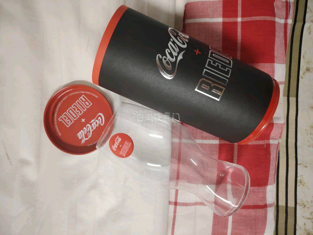 Riedel x Coca-Cola 可乐杯
套装 套装 套装 单支装 单支装 单支装
精酿来一杯… 可乐来一杯… 地地道道！