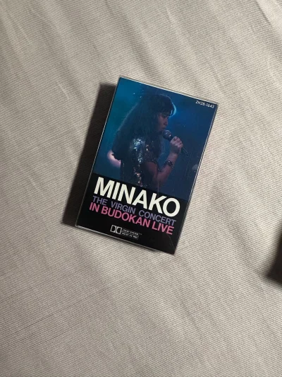 又运回来一箱，感觉淘不完的好物。蹲了好久蹲到了，还是好价，我爱挖煤姬，客服也回复的很有用，物流选的空运，到货完好无损，挖煤姬操作简单，好用爱用