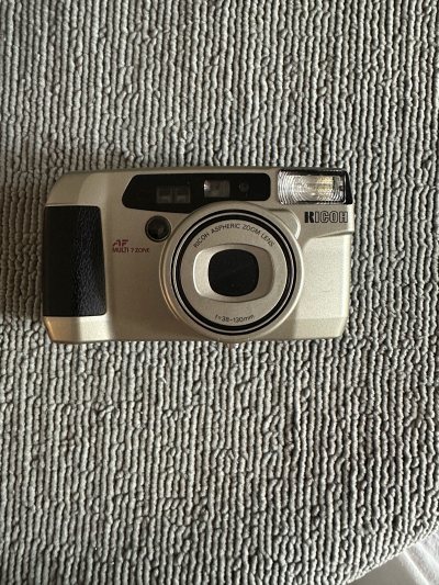 第一台是谨慎试探，第二台是放心加购，第三台已是熟客的笃定。这个平台最让我安心的是，它把复杂的海淘变得像日常收快递一样简单——清晰的物流、严格的中检，让每次拆箱都成了纯粹的喜悦。三台相机，三种风格，每一台的成色和状态都超出预期。如果你也想寻找那台独一无二的梦中情机，不...