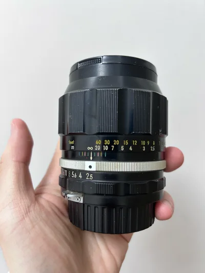 这次是买的尼康fm和尼康fa。可以说每次都是所见即所得，快递包装都是非常扎实有效保护了机器。到手即用成色很好。太棒了


