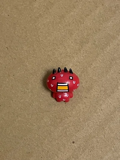 使用挖煤姬挺长时间啦，平时买中古挂件或书都特别方便，免费合单，物流线路也有好几种可选而且简单清楚。平台活动挺多的，算下来性价比特别高。