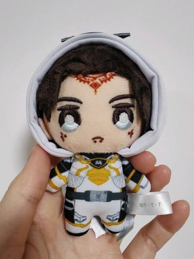 这次选的线路是EMS，刚好遇到澳门邮政总局放假，多等了一周，速度还是很快的，用的是小箱子，东西刚好放入，保护的也不错，我的杰拉米努努太可爱了（｡ò ∀ ó｡）