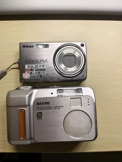 挖煤姬特别好，这次让我买到两台ccd
操作便捷：平台界面简洁明了，操作流程简单易懂，即使是新手小白也能轻松上手，从浏览商品到下单购买，整个过程都非常顺畅。
商品丰富：商品种类繁多，涵盖了动漫周边、潮牌、手办、药妆、数码产品、服装、文具等各种品类，无论是日常用品还是特...