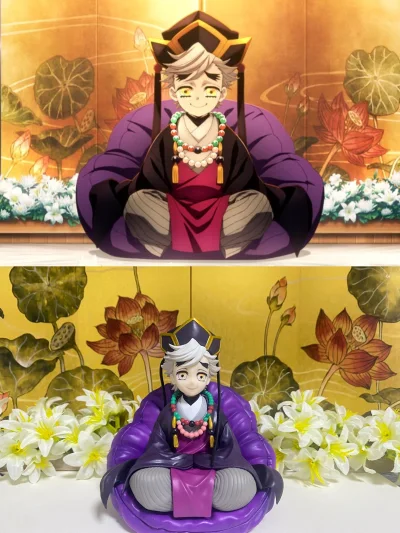 蹲了好久的手办终于到家啦！拆开的瞬间直接被惊艳到，不仅角色的萌态复刻得活灵活现，连衣料的质感、珠串的纹理都做得超逼真，细节控真的一本满足！搭配白花和荷花纹背景后，氛围感直接拉满，完美还原了动漫里的场景，这做工、这颜值，花的钱完全物超所值，这波入股稳赚不亏！