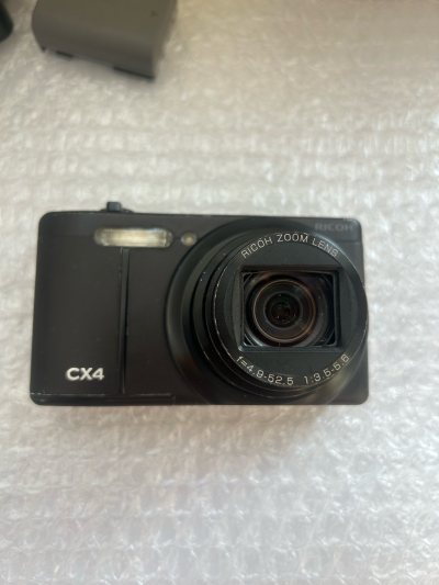 海淘软件超省心！界面简洁易上手，翻译功能秒破语言关，正品直邮物流稳，优惠多还能合单省运费，客服响应快，物流运输快