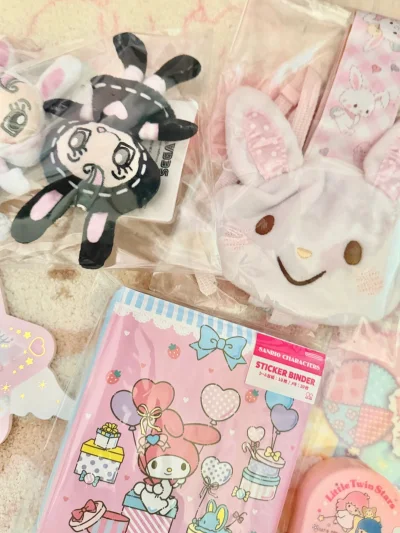 挖煤姬真的是日淘宝藏平台！中文界面清晰好懂，日语小白也能轻松上手，搜索功能超给力，绝版谷子、中古相机都能精准挖到，还常有优惠券和积分抵扣活动，性价比拉满。代拍速度快，入库后能看实拍，合单服务超贴心，90天免费存储省不少运费。物流可选EMS、海运等，全程轨迹可查，更新...