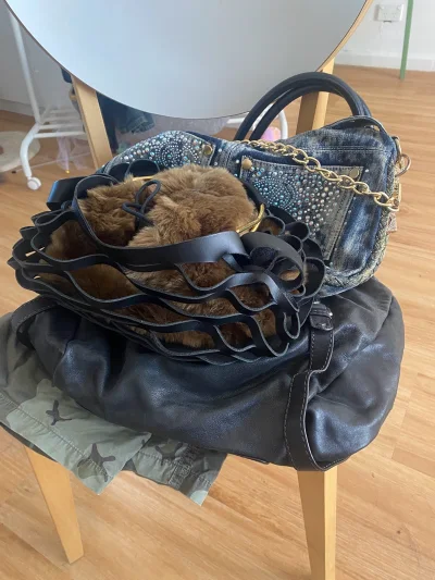 这次买了很多，包装的都很好。其中还买了眼镜这种易碎品，之前还有点担心，但到的时候物品完好。基本上每一个都是单独用泡沫打包。这次还是选了海运到澳大利亚，和上次的时间差不多。从开始打包到到家大概两个月，也没有因为年底节假日耽误。总体满意，还会继续使用。