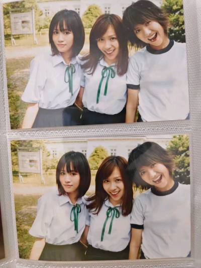 每一张生写都非常的完美，印刷极其清晰，我家小河西非常可爱，成色也非常好，收到的时候可以看出很用心的包装，物流速度也不错，不会让人等太久，购物体验简直太棒了！