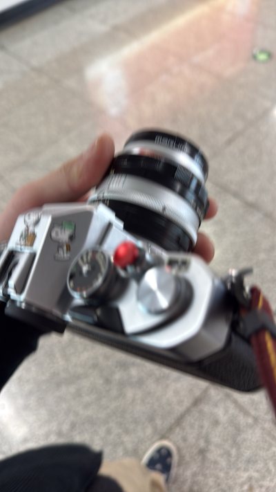 这次买了对焦屏 还有一台马特 用起来很好，价格合适 资源丰富 没事来看看总有机会找到自己想要的东西，很棒